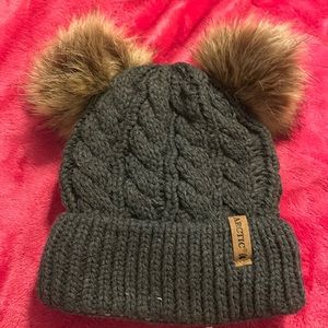 Grey‎ Arctic Paw bear ear beanie